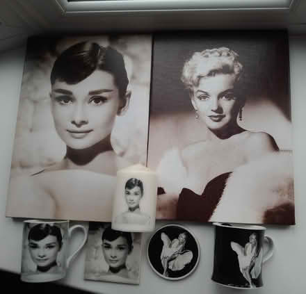 Photo of free Audrey Hepburn, Marilyn Monroe items (Blakenall WS3) #1
