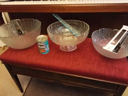 Photo of free 3x large serving bowls (Gerrards Cross SL9) #1