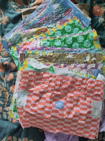 Photo of free Colourful paper for crafts (Northern Moor M23) #1
