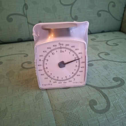 Photo of free Kitchen scale (EH28) #1