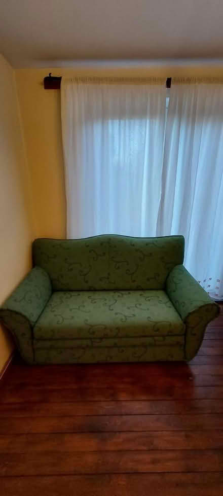 Photo of free Sofa cama (EH28) #2