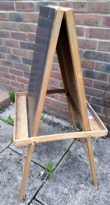 Photo of free Childrens' Easels (Southwater) #2