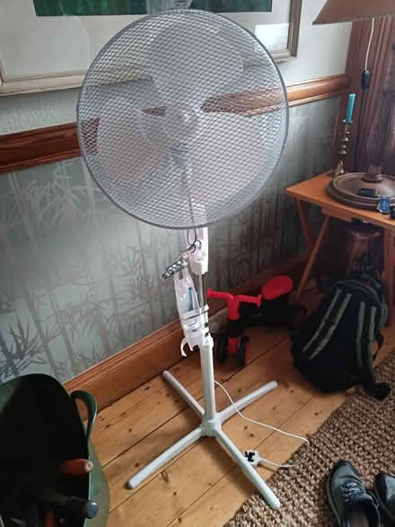 Photo of free Pillar fan for parts (Edinburgh EH5) #1