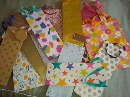 Photo of free Collection of Gift Bags (Top Amersham HP6) #1