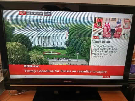 Photo of free 32" tv (Minsterley) #1