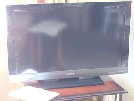 Photo of free TV (Buxton Central SK17) #1