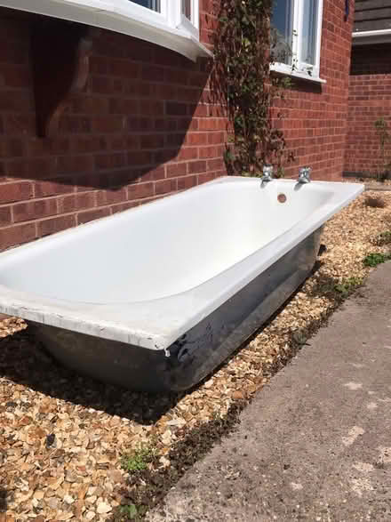 Photo of free Bath - garden project? (Belvidere SY2) #1