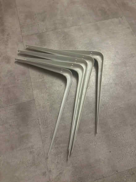 Photo of free Shelf brackets (Upminster RM14) #1