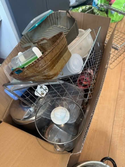 Photo of free Kitchen miscellaneous (S43 chesterfield) #1