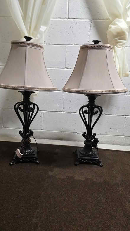 Photo of free table lamps with shades (Somerset) #1