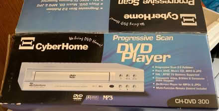 Photo of free DVD player (pre HDMI) Broken (Fondren x W.Bellfort in SW Hou) #3
