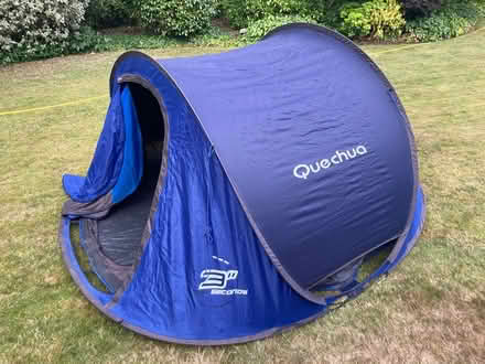 Photo of free 3-person pop-up tent (Stock CM4) #2
