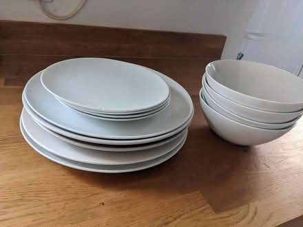Photo of free 5 Plates, 4 side plates, 5 bowls (Port Sunlight CH62) #1