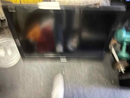 Photo of free Toshiba 32” TV (Nr Oswestry) #1