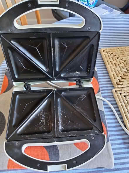 Photo of free Sandwich toaster (Ruislip HA4) #1
