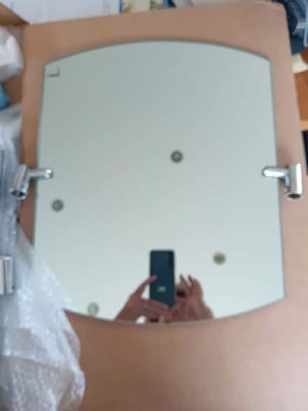 Photo of free 2 mirrors (Hedgerley SL2) #2
