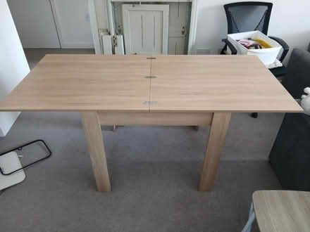 Photo of free Extendable dining table (UB5) #2