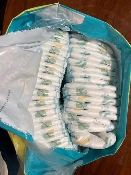 Photo of free Open pack of pampers nappies size 7 (Sw12, Balham Grove) #2