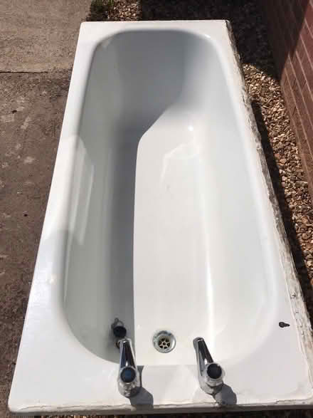 Photo of free Bath - garden project? (Belvidere SY2) #3