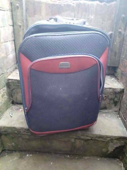 Photo of free Travelling box (Harehills LS9) #1