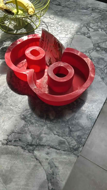 Photo of free Large n.8 cake mould (W4 Chiswick) #1