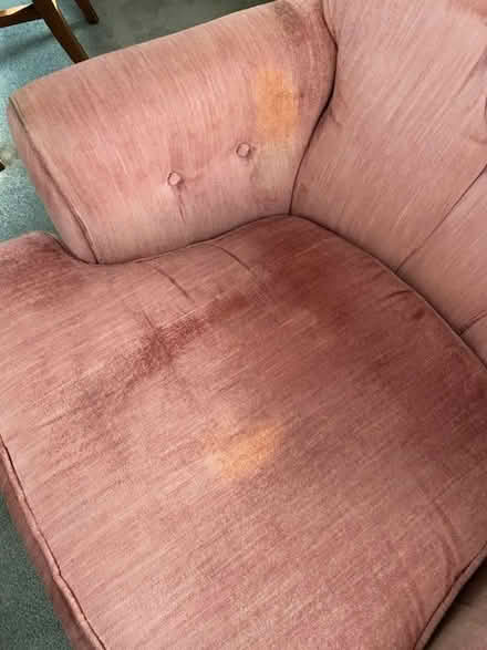 Photo of free Vintage Oversized Chair (Acton) #2