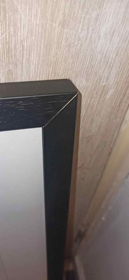 Photo of free Print black wooden frame (Victoria SW1P) #3