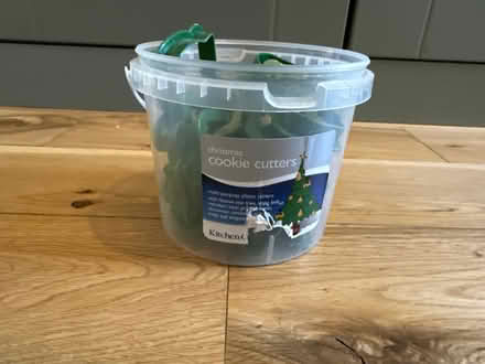 Photo of free Christmas cookie cutters (Sanderstead) #1