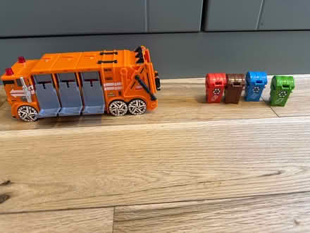 Photo of free Rubish truck (Sanderstead) #1