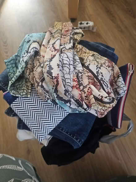 Photo of free Women's clothing and shoes (West Oxfordshire OX28) #1