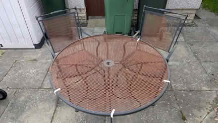 Photo of free Metal table and chairs for patio (Dunning PH2) #1