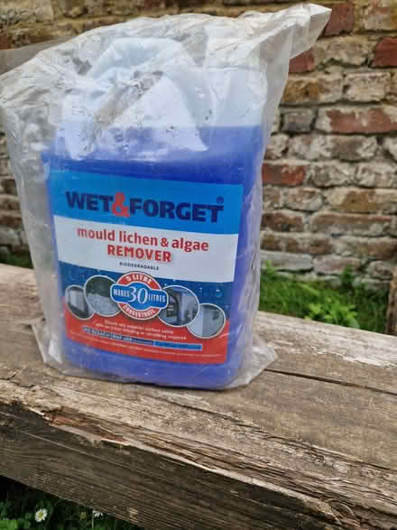 Photo of free Wet and forget (Sunningdale SL5) #2