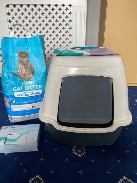 Photo of free Cat litter tray (Ruislip HA4) #2