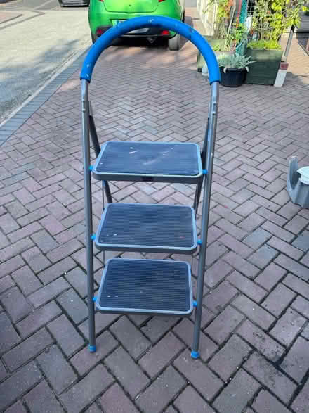 Photo of free Small metal steps (Waterthorpe, S20) #1