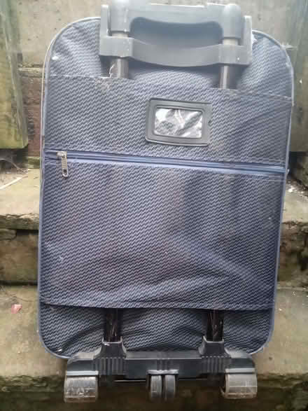 Photo of free Travelling box (Harehills LS9) #2