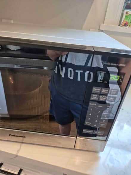 Photo of free Panasonic Microwave 1.5cu (Washington dc) #3
