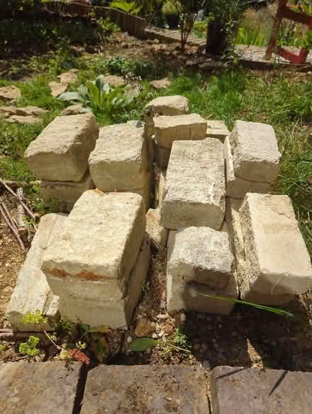 Photo of free C20 composite Cotswold stones mixed sizes (Bussage GL6) #1