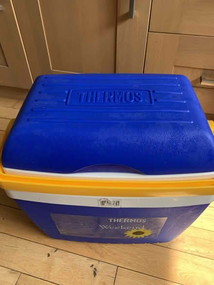 Photo of free Thermos coolbox (Northwood HA6) #2