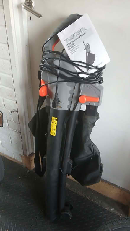 Photo of free Electric leaf blower (Upton CH49) #2