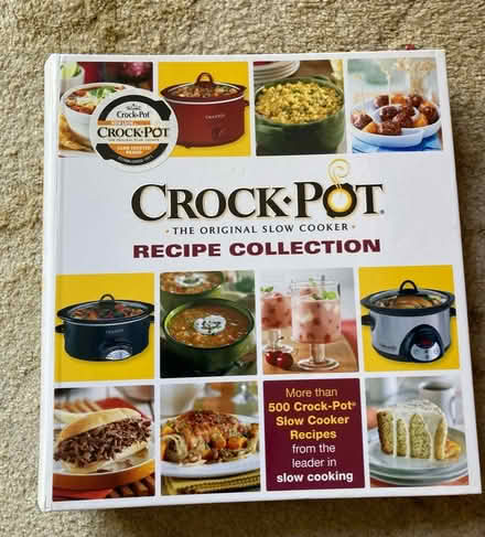 Photo of free Crock-pot Cookbook River area M/head (windsor-maidenhead-freegle CGA SL6) #1