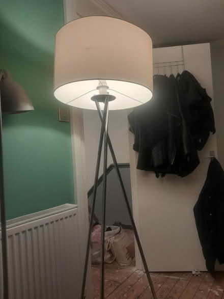 Photo of free Stand up lamp (Haydons road SW19) #3