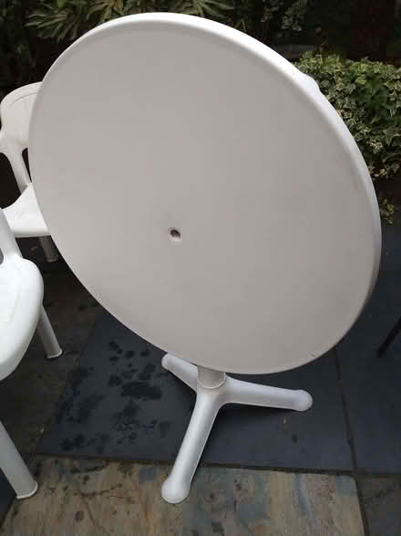 Photo of free Garden table and 3 chairs (Greystones S11) #4