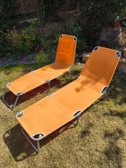 Photo of free 2 sun loungers (Bexleyheath DA7) #2