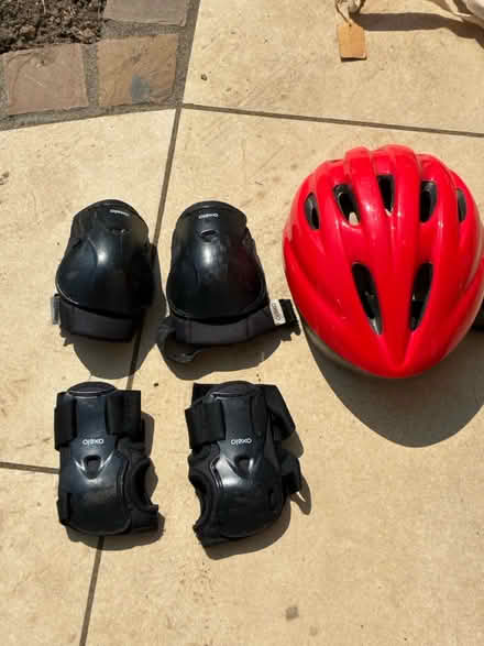 Photo of free Bike Helmet and pads (Melbourn Royston SG8) #1