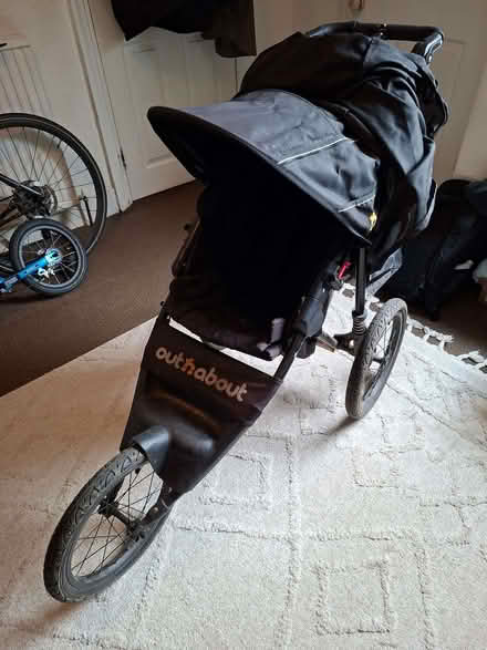 Photo of free running buggy - outnabout nipper sport v4 (Muswell Hill N10) #1
