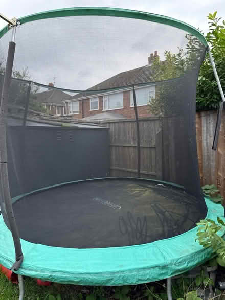 Photo of free Trampoline (L31) #2