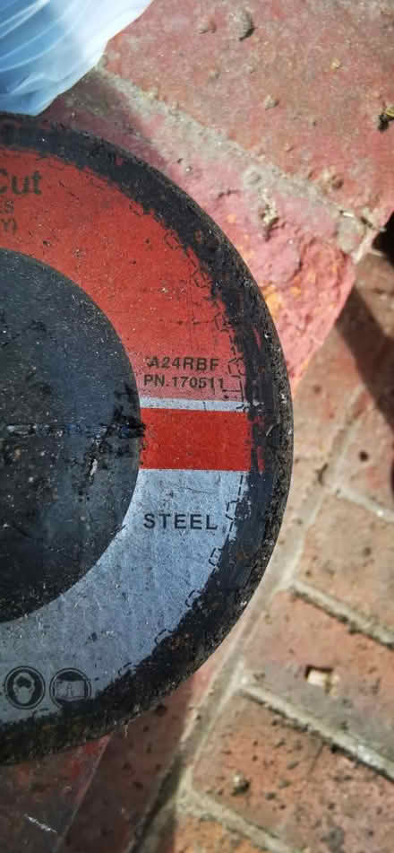 Photo of free Grinding discs 100mm (Coulsdon CR5) #2