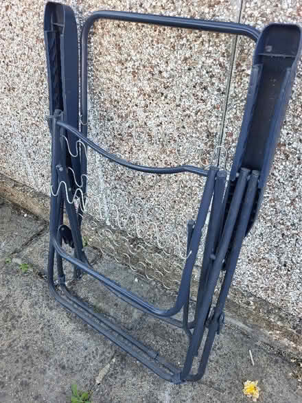 Photo of free Sun lounger frame (Round Green LU3) #3