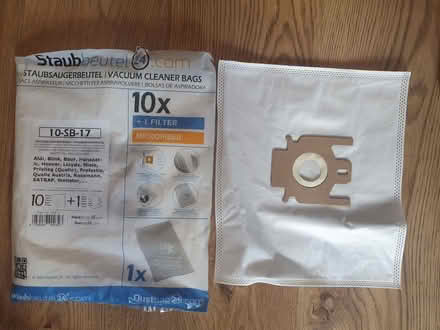 Photo of free Hoover bag x6 (IG4) #1