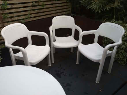 Photo of free Garden table and 3 chairs (Greystones S11) #3